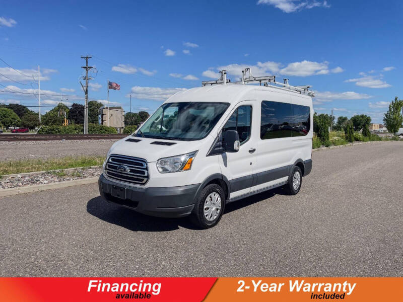 2017 Ford Transit Wagon XLT's photo
