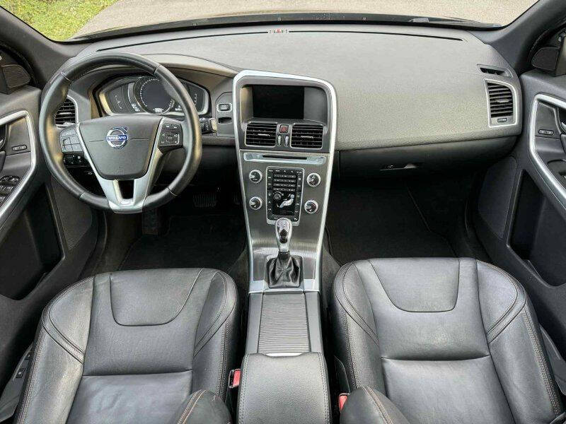 2015 Volvo XC60 T5 Drive-E Premier