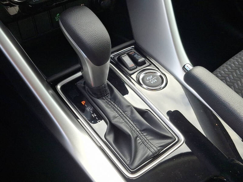 2026 Mitsubishi Eclipse Cross LE