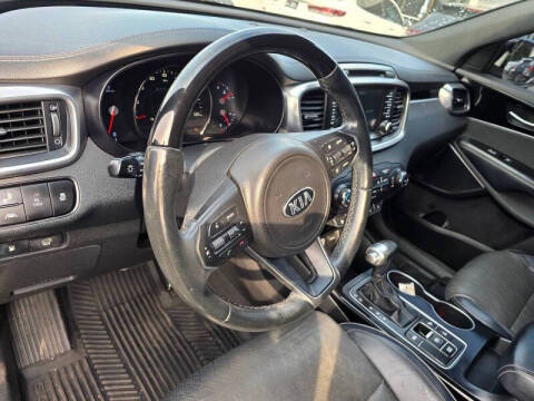 2017 Kia Sorento SX Limited V6