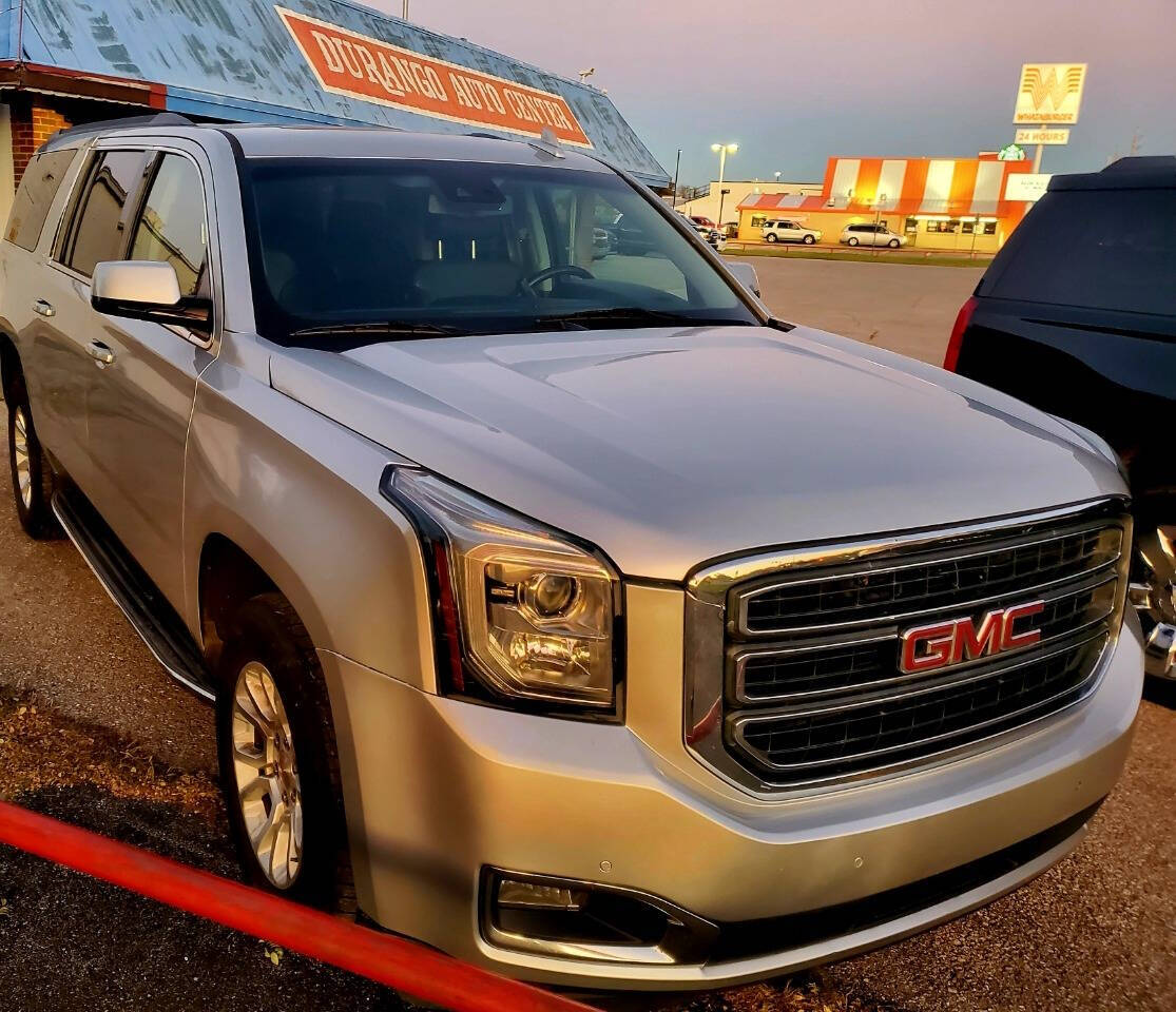 2017 GMC Yukon XL for sale at DURANGO AUTO CENTER LLC in Tulsa, OK