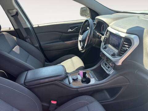 2020 GMC Acadia SLE