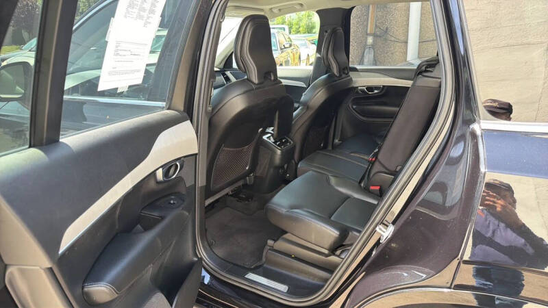 2023 Volvo XC90 B5 Core
