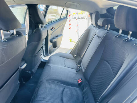 2016 Toyota Prius Two