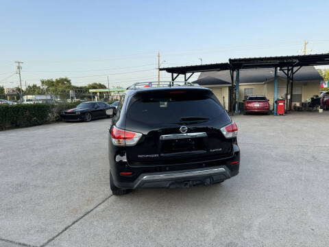 2013 Nissan Pathfinder Platinum
