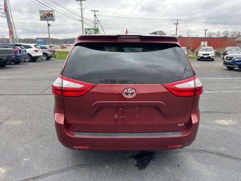 2019 Toyota Sienna