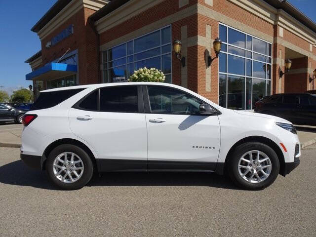 2022 Chevrolet Equinox LS