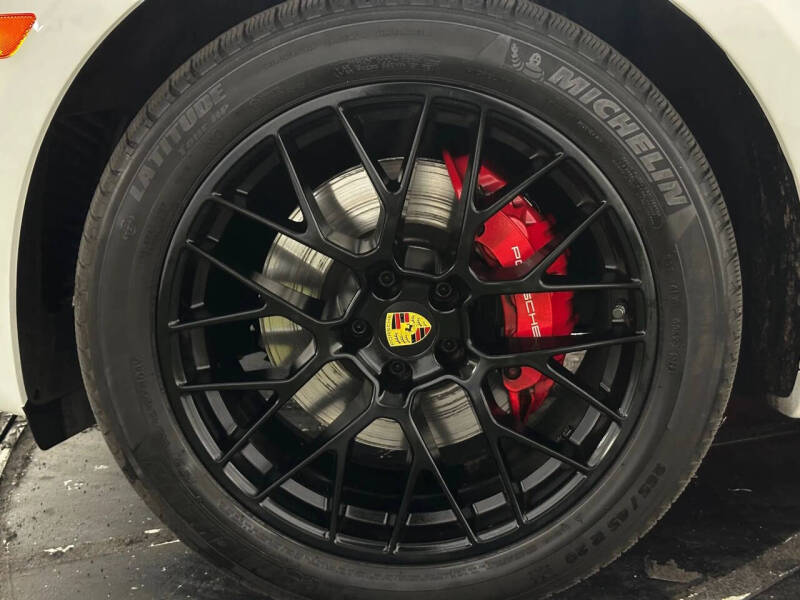 2018 Porsche Macan GTS