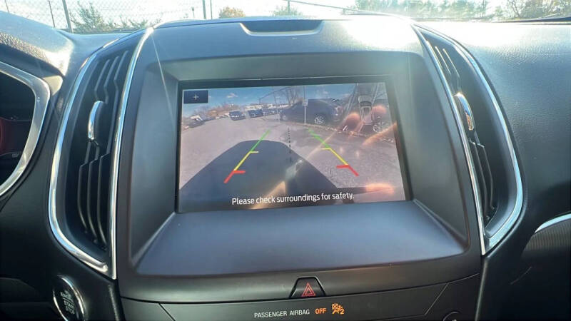 2020 Ford Edge Titanium