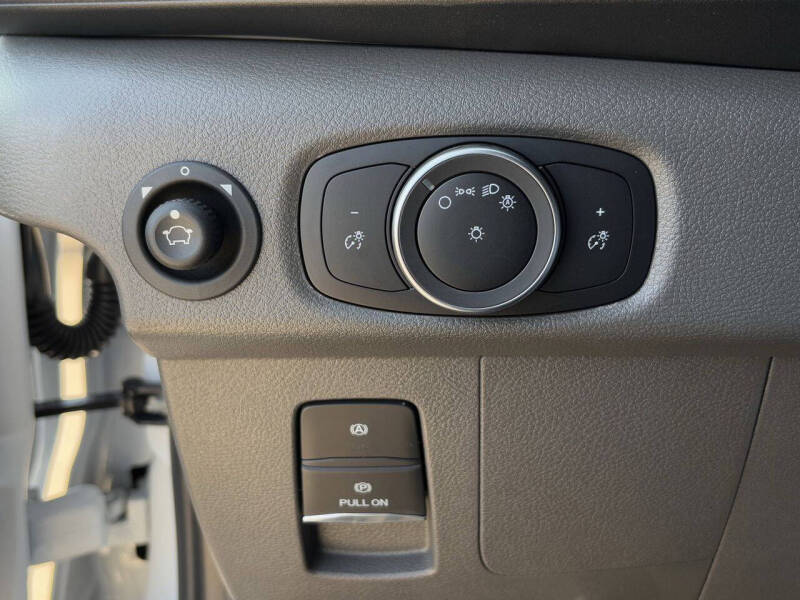 2025 Ford Transit 250