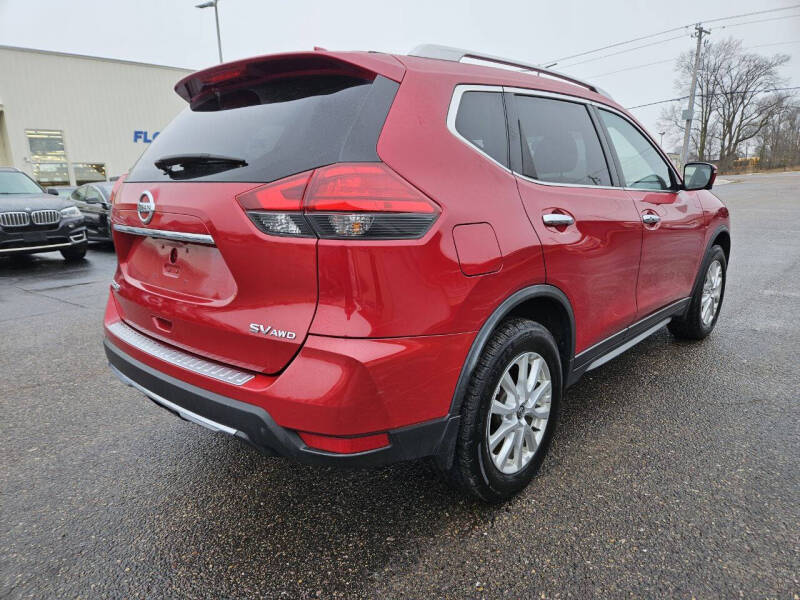 2017 Nissan Rogue SV