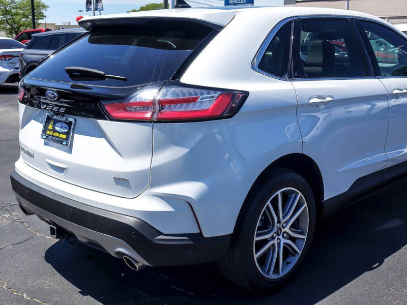 2023 Ford Edge Titanium