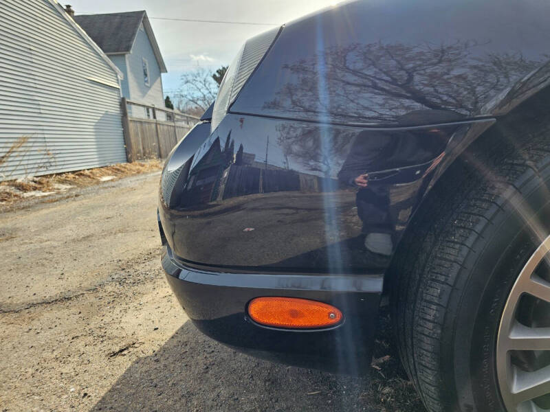 2005 Ford Thunderbird Deluxe