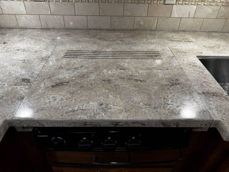 2018 Tiffin Allegro RED