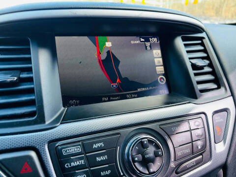 2020 Nissan Pathfinder SL