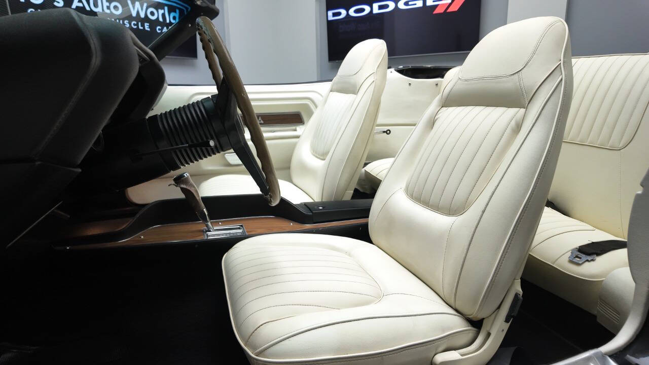 1970 Dodge Challenger 63