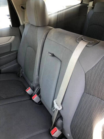 2017 Chevrolet Traverse LS