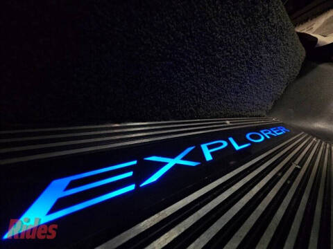 2022 Chevrolet Express 2500