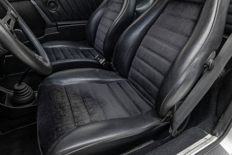 1977 Porsche 911 Carrera