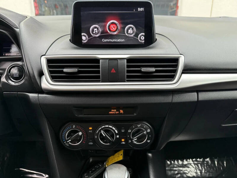 2017 Mazda MAZDA3 Sport