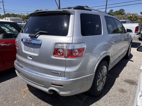 2011 GMC Acadia Denali