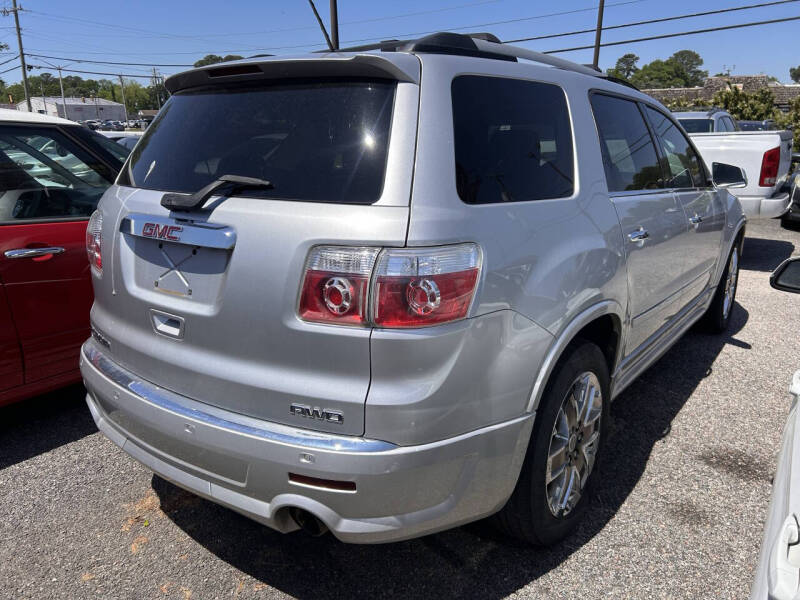 2011 GMC Acadia Denali