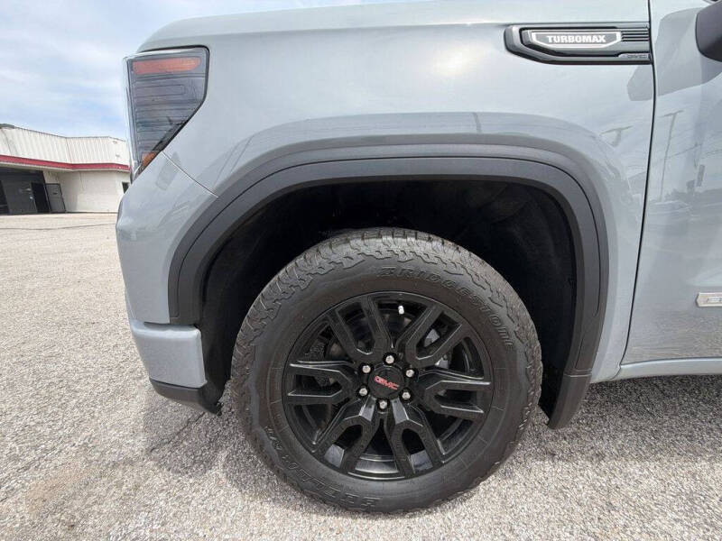 2024 GMC Sierra 1500 Elevation Standard