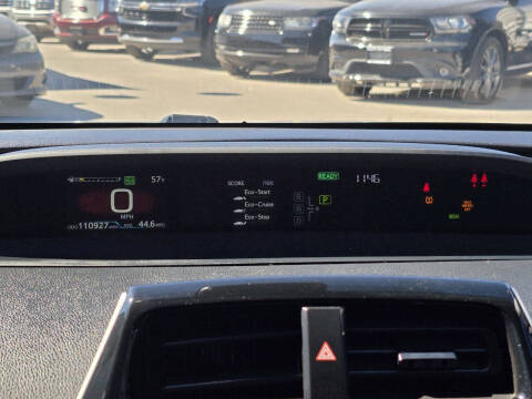 2021 Toyota Prius LE