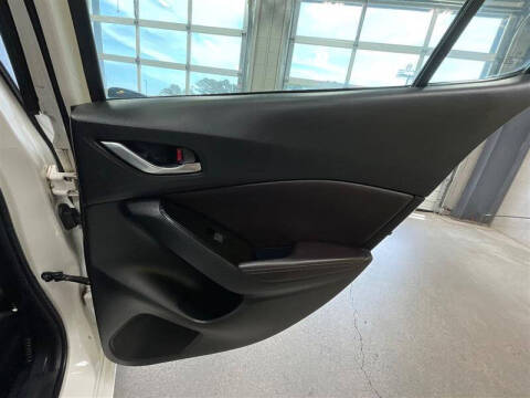 2017 Mazda MAZDA3 Grand Touring