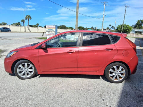 2013 Hyundai Accent SE