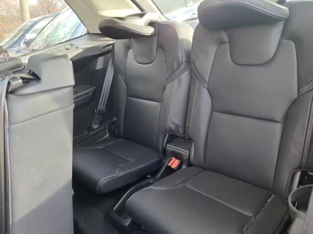 2023 Volvo XC90 Recharge T8 Ultimate Bright Theme 7P