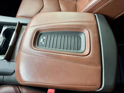 2019 Cadillac Escalade ESV Premium Luxury