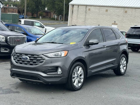 2022 Ford Edge Titanium