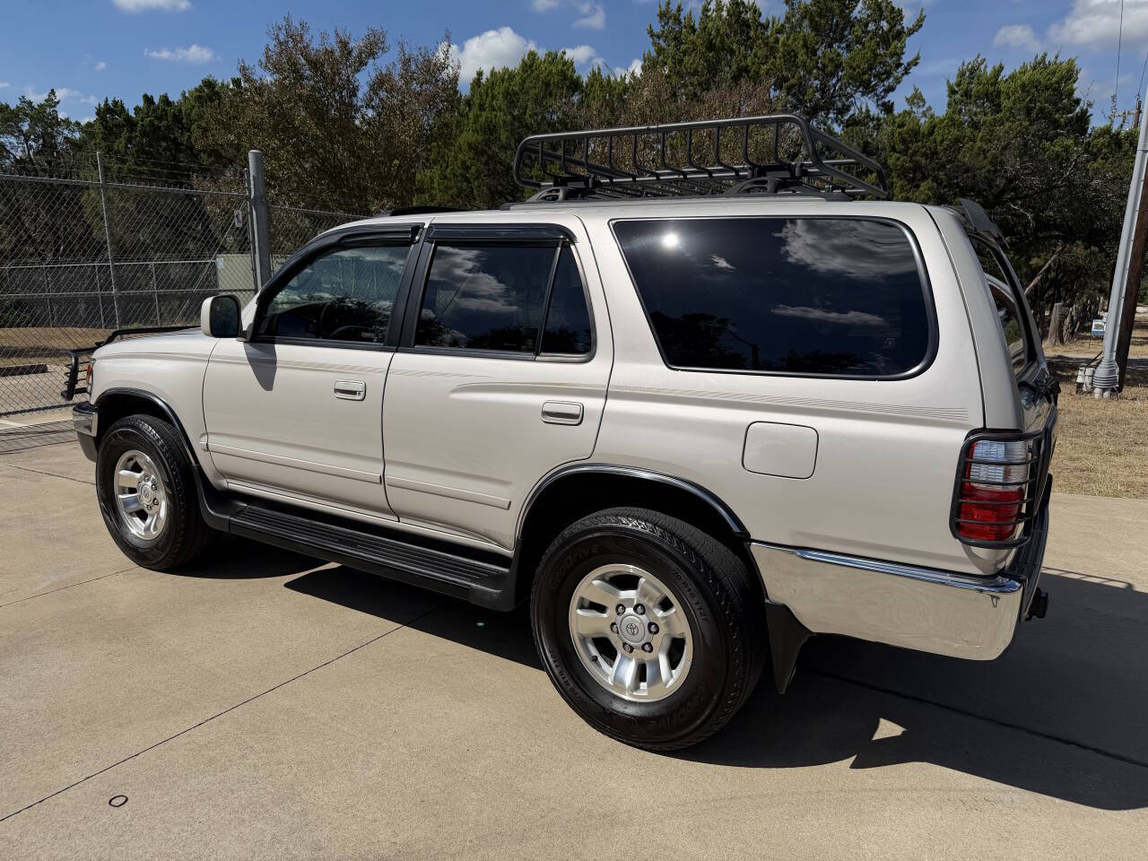 Used Car 2000 Toyota 4runner  Sr5 4dr Suv For Sale Under $10,000 In Austin, Texas