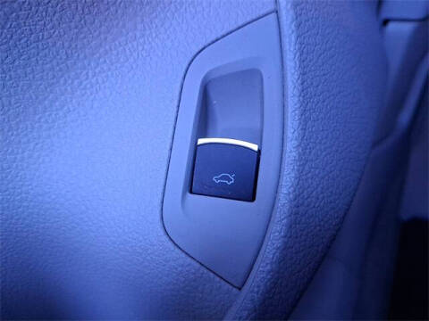 2014 Volkswagen Passat 1.8T S PZEV