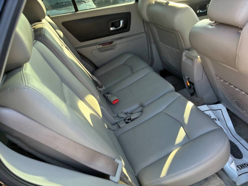 2004 Cadillac SRX