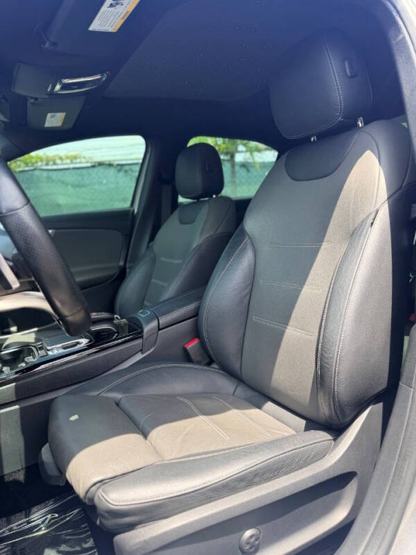 2019 Mercedes-Benz A-Class A 220