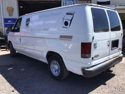 2005 Ford E-Series E-150