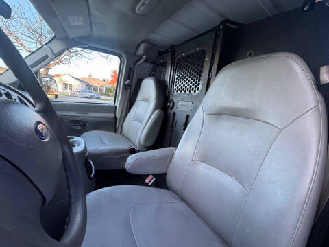 2006 Ford E-Series E-150