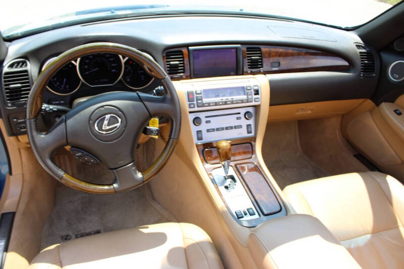 2010 Lexus SC 430