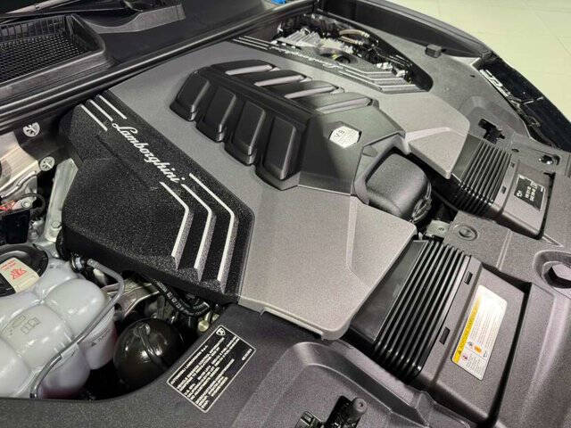 2022 Lamborghini Urus