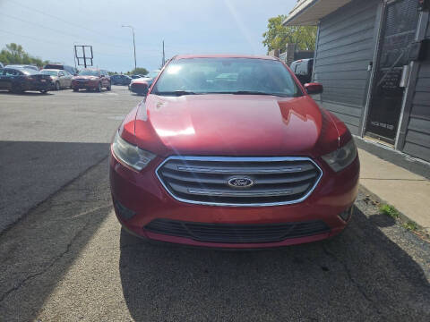 2014 Ford Taurus SEL