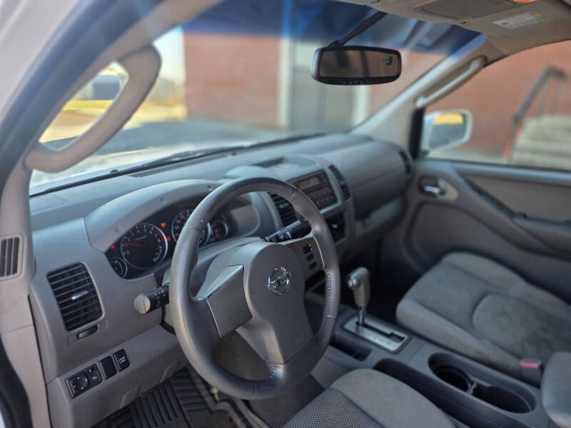 2006 Nissan Frontier SE