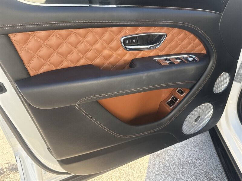 2024 Bentley Bentayga S V8