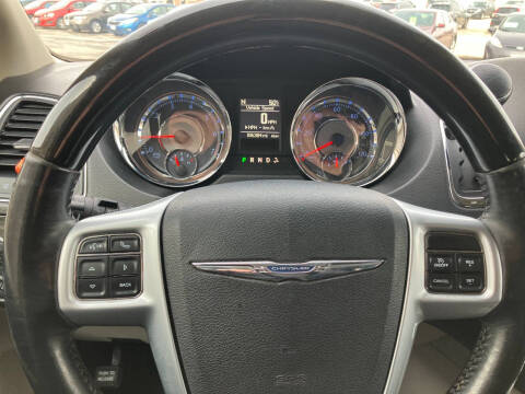 2013 Chrysler Town and Country Limited