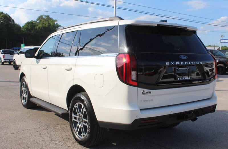 2026 Ford Expedition Active