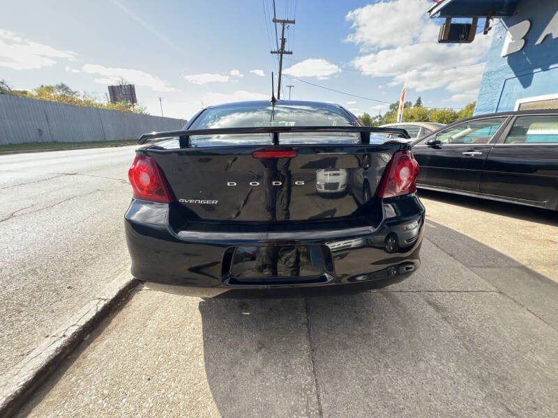 2013 Dodge Avenger SE