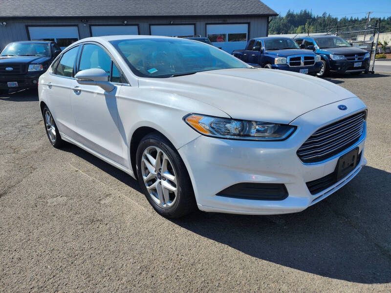 2016 Ford Fusion SE