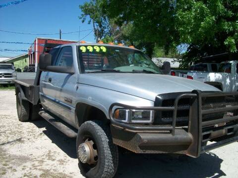 2001 Dodge Ram 3500 for sale at THOM'S MOTORS in Houston TX