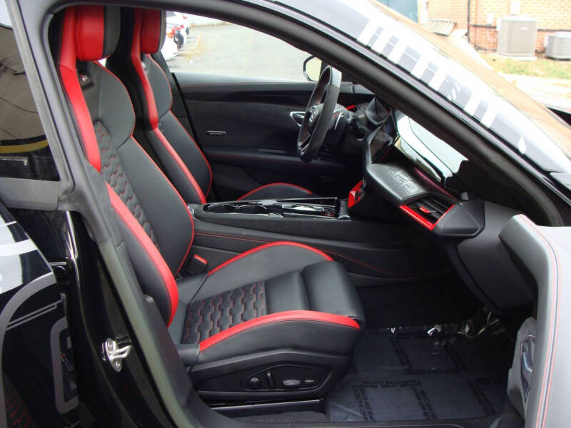 2023 Audi RS e-tron GT quattro